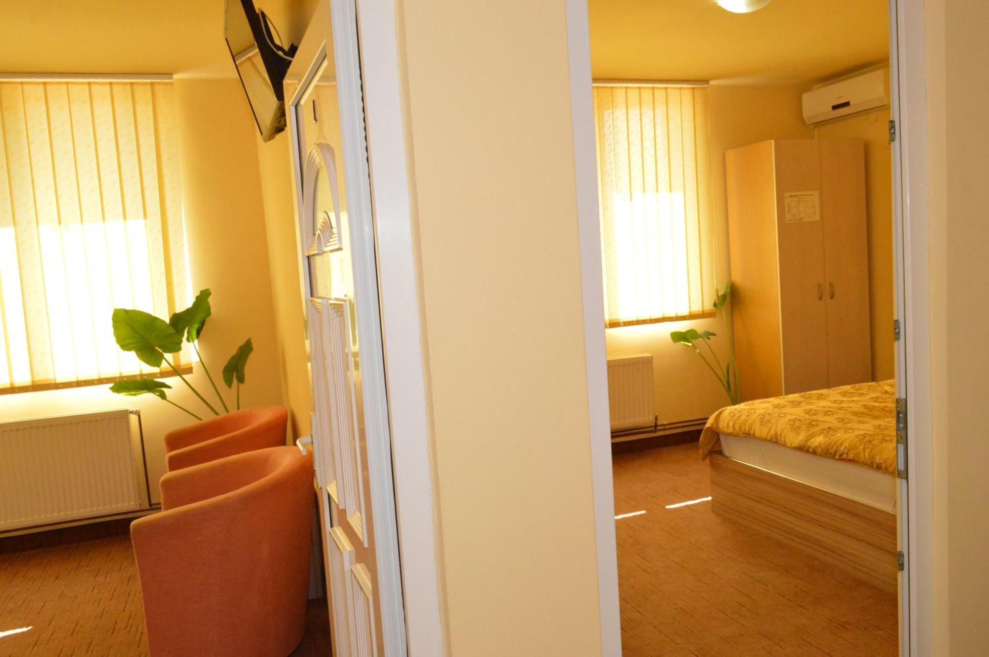 Pensiunea Beverly Hills Baile Felix Ngoại thất bức ảnh