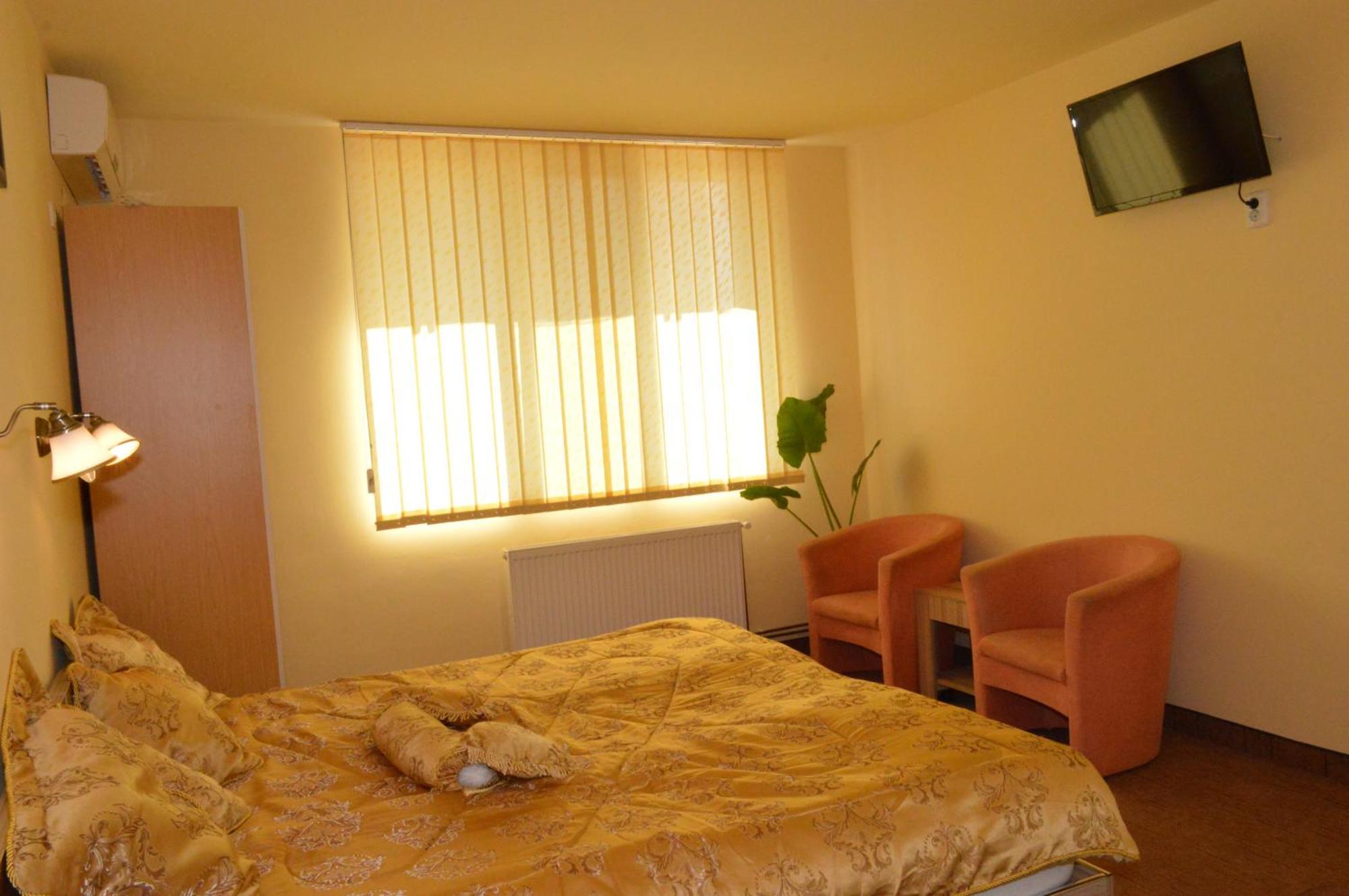 Pensiunea Beverly Hills Baile Felix Ngoại thất bức ảnh
